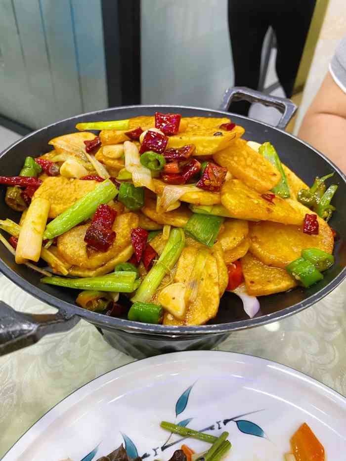 食尚小厨-"去之前搜了一下找到这家东北家常菜馆看起.