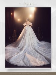 -艾米丽婚纱礼服