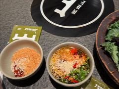-三出山火锅(南京万象天地店)