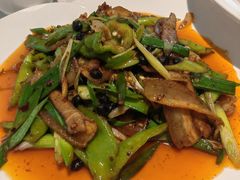 土猪回锅肉-金熊猫川菜餐厅