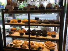 -BONBON BAKERY
