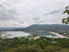 -十三陵水库