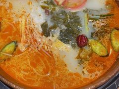 -洱火云南酸菜牛肉火锅(石景山当代商城店)