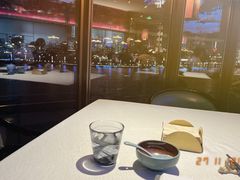 靠窗位-悦江(梅奔中心店)