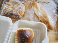 -yeast面包店