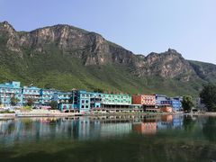 -百里峡七彩艺术小镇