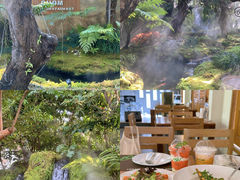 -Chom Cafe and Restaurant