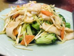 -汤臣·空中餐厅·严选粤菜(石湾世博广场店)