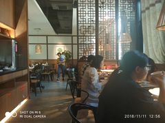 大堂-江渔儿酸菜鱼(东二环泰禾店)