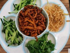 -合合春饼·酱骨·东北菜(潘家园店)
