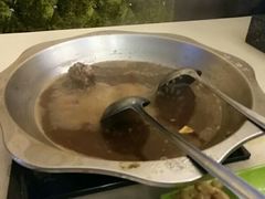 -悦牧·酸汤牛肉火锅(沃尔玛店)