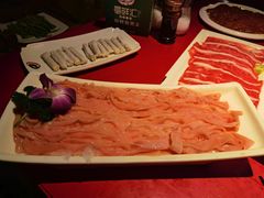 -二荆条·蜀鲜汇城市森林火锅