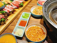 -明洞阿姨·韩式酱蟹烤肉·创意料理(三元桥店)