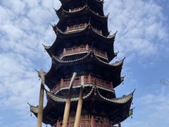 -龙华寺