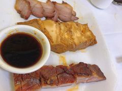烧味三拼盘-惠爱餐厅