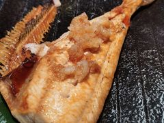 -铭牛烧肉·和牛海鲜自助(高新月牙湖店)