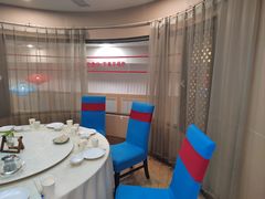 -老街坊美食汇(玉兰大街店)