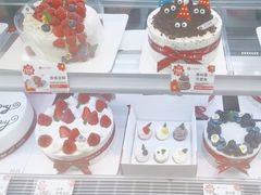 -花花卷卷·鲜食蛋糕(静安久光百货店)