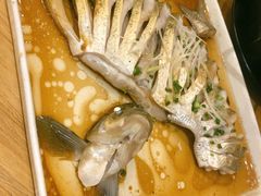 清蒸武昌鱼-莲餐厅·湖北菜·藕汤是头牌(愚园路店)