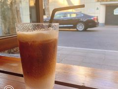 咖啡欧蕾-RUMORS COFFEE ROASTERY鲁马滋咖啡(湖南路店)