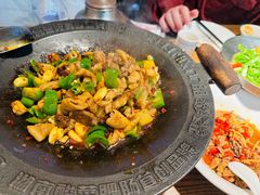 -聚鑫朋酸菜肥肠(文艺路口店)