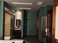 -龍栖轻奢足道·按摩·SPA(汇峰大厦店)