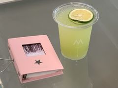 -M Stand(成都COSMO店)