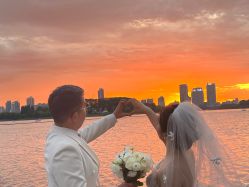 -雪中彩影婚纱摄影·微光艺术中心