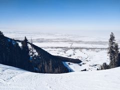 -丝绸之路山地度假区滑雪场