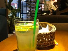 -永无乡旅行餐吧(京溪店)
