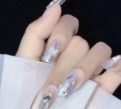 -悦颜美佳·美容·美甲美睫