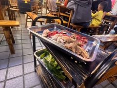 -金鼎雪山牦牛杂火锅(理县总店)