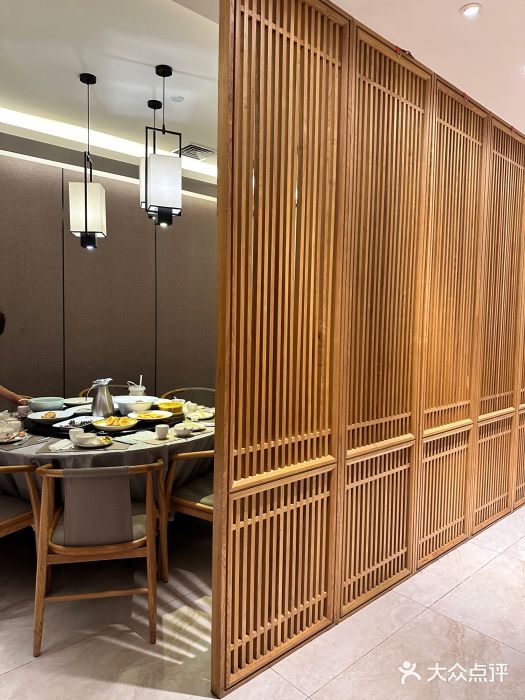 闫府私房菜·百年鲁菜(恒隆店)图片