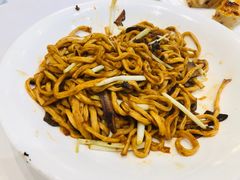黑松露干烧伊面-御彩酒家(东风东路店)