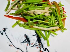 芦蒿香干-19号私房菜(云南路店)