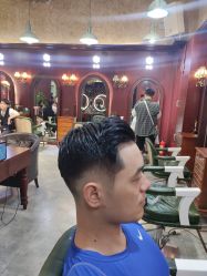 点击看大图 -十六番发型师事务所
