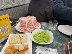 -楼外楼大刀肉传统火锅居(幸福街店)