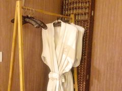 -莲泰式·中式·沐足·精油SPA采耳(天河店)