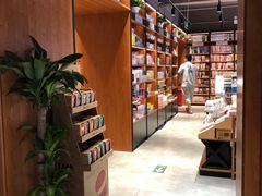 -新华书店(永安路店)