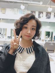 点击看大图 -容萨美业·美容美发