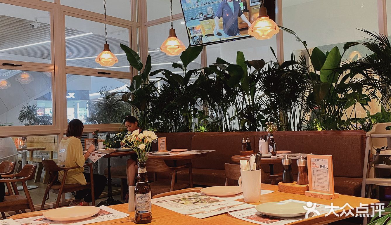 武汉国广最有氛围感的约会西餐厅🍴the boots 泥靴 