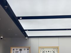 -DJI大疆(深圳华强北曼哈授权体验店)