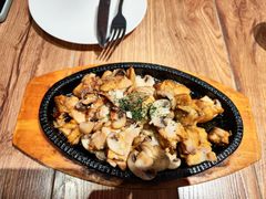 -玛格萝妮(汇智国际商业中心店)