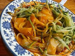 -柴窝堡22号辣子鸡·传承新疆菜