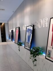 -PE SALON