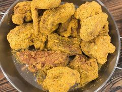芝士炸鸡-BHC炸鸡(明洞总店)