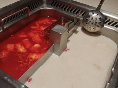 -海底捞火锅鲜切牛肉主题店(长寿路店)