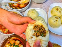 -李与白包子铺(桐梓林店)