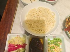北京炸酱面-小吊梨汤·北京菜·烤鸭(鸟巢店)