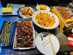 -喝丢一只鞋海鲜烧烤·海肠捞饭(市场店)